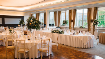 Top Tips for a Stress-Free Wedding Day Preparation 